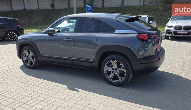 Сірий Мазда MX-30, об'ємом двигуна 0 л та пробігом 57 тис. км за 14777 $, фото 35 на Automoto.ua