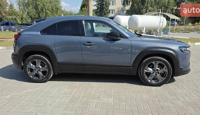 Сірий Мазда MX-30, об'ємом двигуна 0 л та пробігом 57 тис. км за 14777 $, фото 18 на Automoto.ua