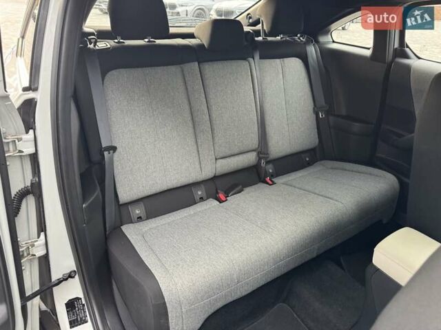 Серый Мазда MX-30, объемом двигателя 0 л и пробегом 65 тыс. км за 14500 $, фото 4 на Automoto.ua