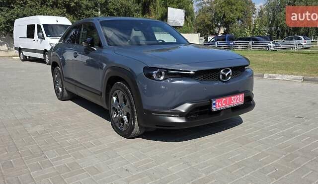 Сірий Мазда MX-30, об'ємом двигуна 0 л та пробігом 57 тис. км за 14777 $, фото 11 на Automoto.ua