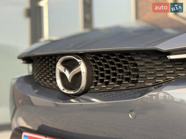 Серый Мазда MX-30, объемом двигателя 0 л и пробегом 89 тыс. км за 13400 $, фото 31 на Automoto.ua