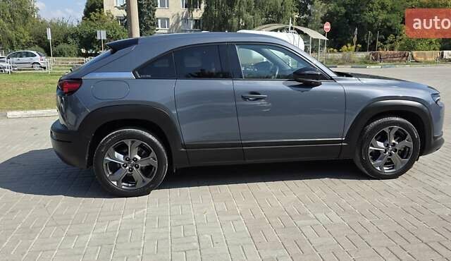 Сірий Мазда MX-30, об'ємом двигуна 0 л та пробігом 57 тис. км за 14777 $, фото 20 на Automoto.ua