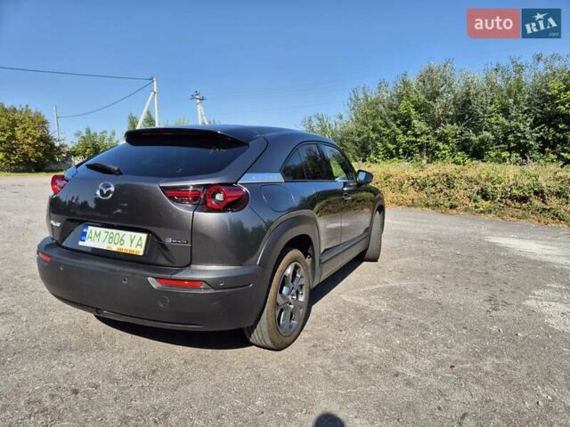 Сірий Мазда MX-30, об'ємом двигуна 0 л та пробігом 28 тис. км за 16900 $, фото 5 на Automoto.ua
