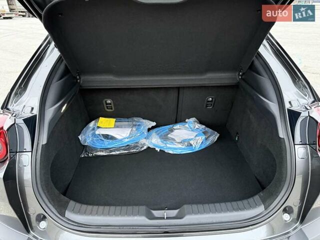 Серый Мазда MX-30, объемом двигателя 0 л и пробегом 22 тыс. км за 15200 $, фото 44 на Automoto.ua