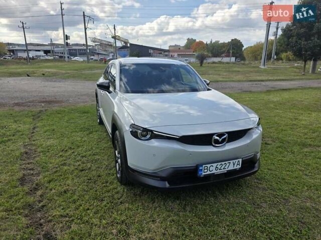 Сірий Мазда MX-30, об'ємом двигуна 0 л та пробігом 39 тис. км за 14600 $, фото 3 на Automoto.ua