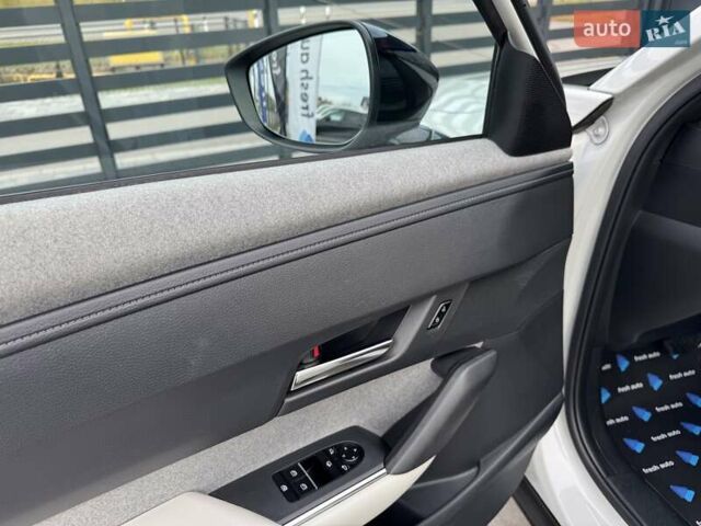 Серый Мазда MX-30, объемом двигателя 0 л и пробегом 65 тыс. км за 14500 $, фото 14 на Automoto.ua