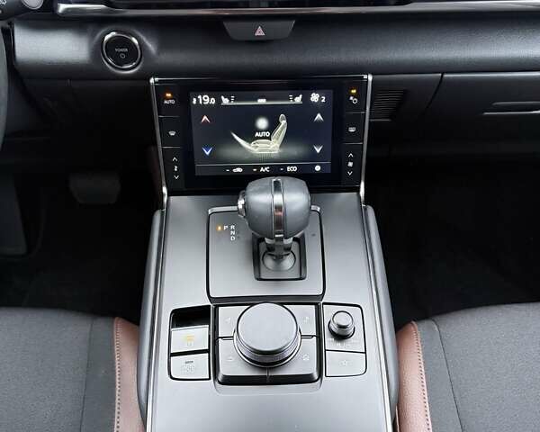 Серый Мазда MX-30, объемом двигателя 0 л и пробегом 22 тыс. км за 15200 $, фото 39 на Automoto.ua