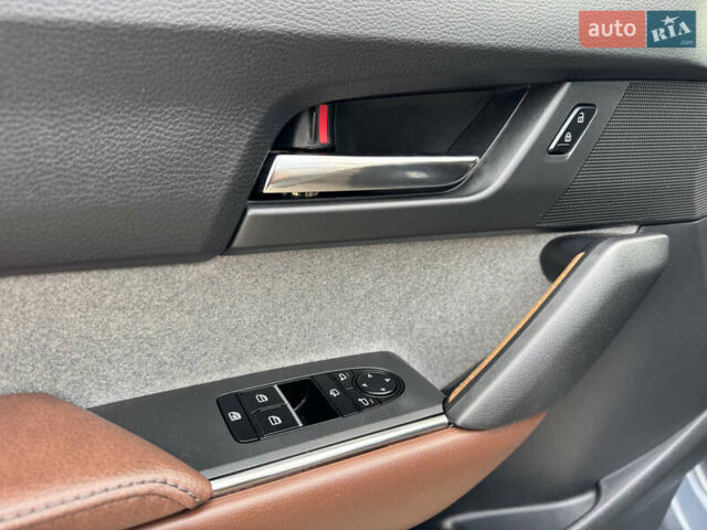 Серый Мазда MX-30, объемом двигателя 0 л и пробегом 43 тыс. км за 14499 $, фото 30 на Automoto.ua