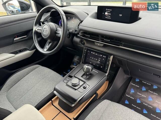 Серый Мазда MX-30, объемом двигателя 0 л и пробегом 65 тыс. км за 14500 $, фото 30 на Automoto.ua