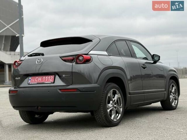 Серый Мазда MX-30, объемом двигателя 0 л и пробегом 22 тыс. км за 15200 $, фото 13 на Automoto.ua