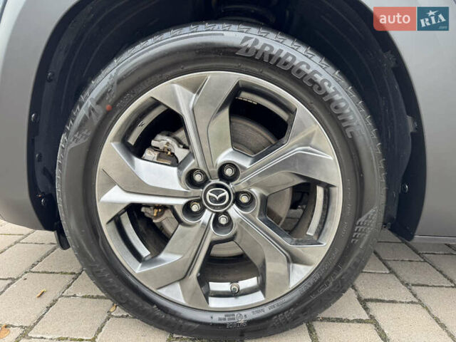 Серый Мазда MX-30, объемом двигателя 0 л и пробегом 43 тыс. км за 14499 $, фото 83 на Automoto.ua