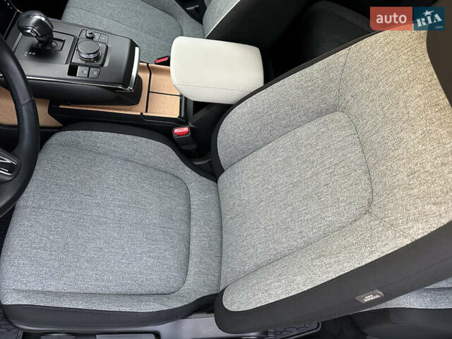 Серый Мазда MX-30, объемом двигателя 0 л и пробегом 39 тыс. км за 14900 $, фото 18 на Automoto.ua