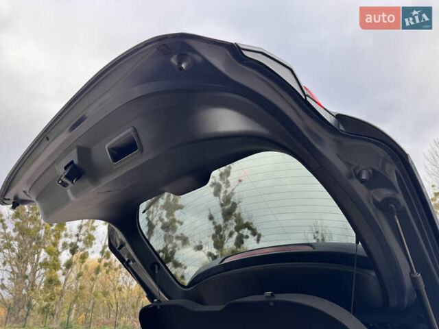 Серый Мазда MX-30, объемом двигателя 0 л и пробегом 43 тыс. км за 14499 $, фото 93 на Automoto.ua