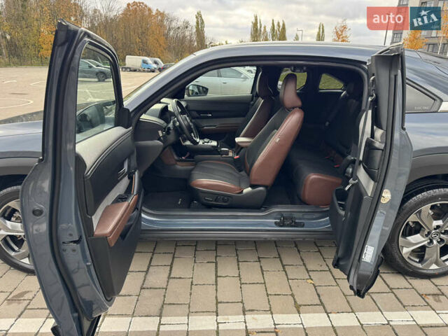 Серый Мазда MX-30, объемом двигателя 0 л и пробегом 43 тыс. км за 14499 $, фото 31 на Automoto.ua