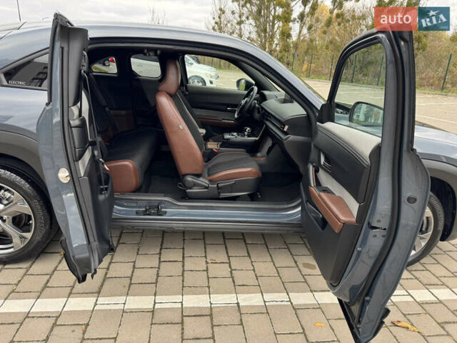 Серый Мазда MX-30, объемом двигателя 0 л и пробегом 43 тыс. км за 14499 $, фото 71 на Automoto.ua