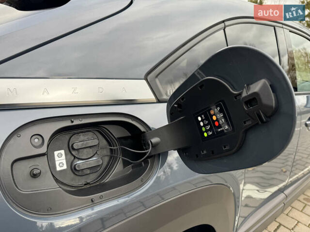 Серый Мазда MX-30, объемом двигателя 0 л и пробегом 43 тыс. км за 14499 $, фото 87 на Automoto.ua