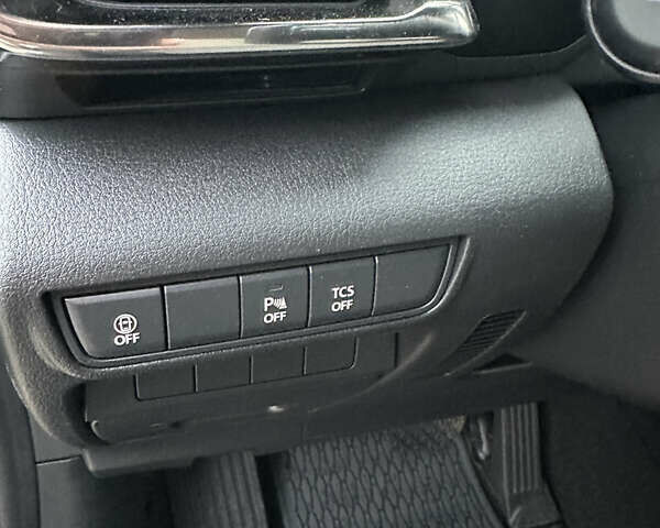 Серый Мазда MX-30, объемом двигателя 0 л и пробегом 39 тыс. км за 14900 $, фото 14 на Automoto.ua