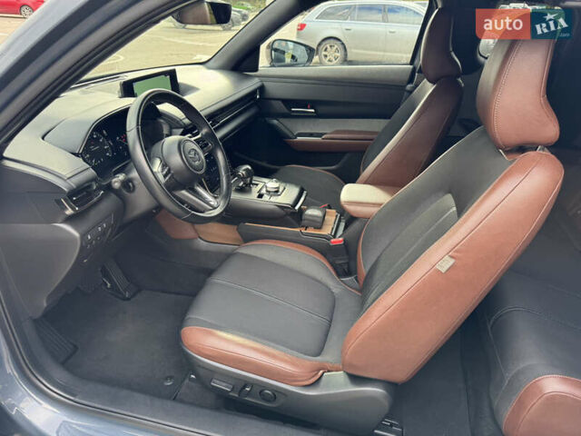 Серый Мазда MX-30, объемом двигателя 0 л и пробегом 43 тыс. км за 14499 $, фото 36 на Automoto.ua