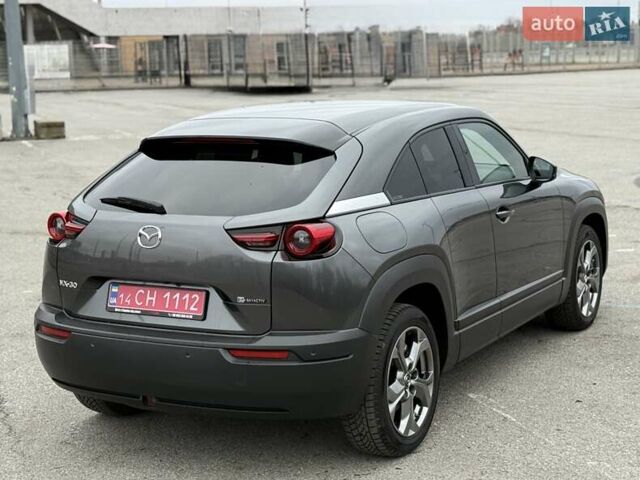 Серый Мазда MX-30, объемом двигателя 0 л и пробегом 22 тыс. км за 15200 $, фото 14 на Automoto.ua