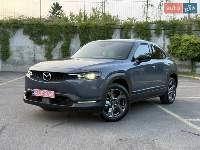 Серый Мазда MX-30, объемом двигателя 0 л и пробегом 80 тыс. км за 14450 $, фото 1 на Automoto.ua