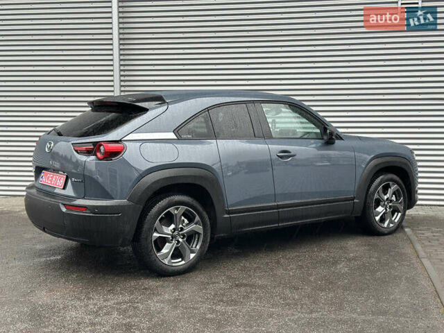 Серый Мазда MX-30, объемом двигателя 0 л и пробегом 85 тыс. км за 14500 $, фото 16 на Automoto.ua