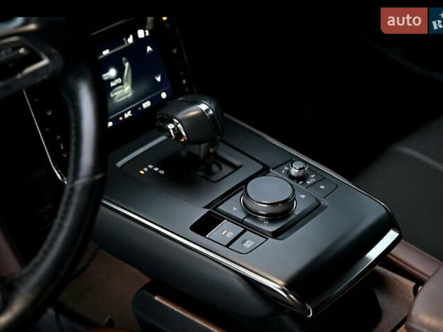Серый Мазда MX-30, объемом двигателя 0 л и пробегом 37 тыс. км за 15550 $, фото 7 на Automoto.ua