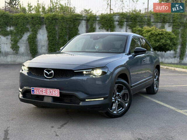 Серый Мазда MX-30, объемом двигателя 0 л и пробегом 80 тыс. км за 14450 $, фото 2 на Automoto.ua