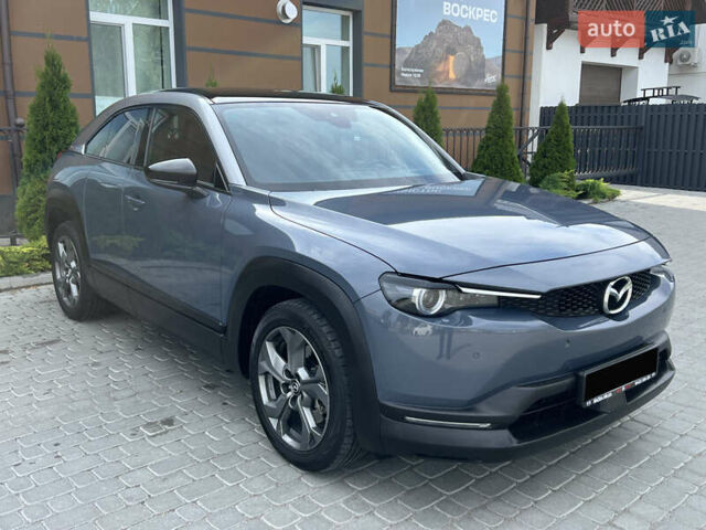 Синий Мазда MX-30, объемом двигателя 0 л и пробегом 58 тыс. км за 13999 $, фото 7 на Automoto.ua