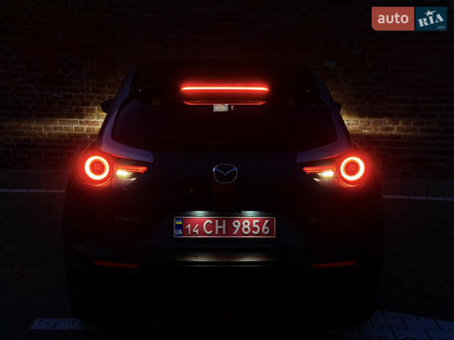 Синий Мазда MX-30, объемом двигателя 0 л и пробегом 55 тыс. км за 14750 $, фото 30 на Automoto.ua
