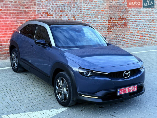 Синий Мазда MX-30, объемом двигателя 0 л и пробегом 55 тыс. км за 14750 $, фото 3 на Automoto.ua