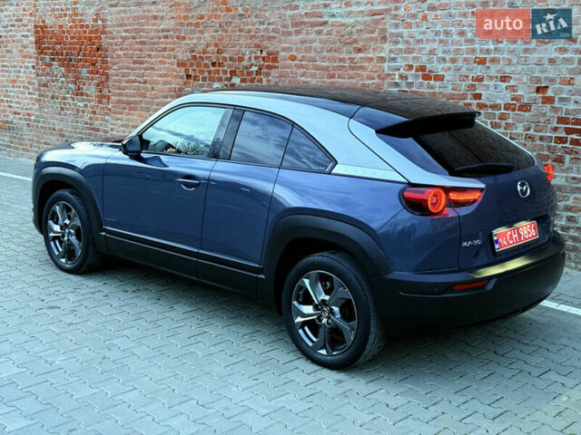 Синий Мазда MX-30, объемом двигателя 0 л и пробегом 55 тыс. км за 14750 $, фото 18 на Automoto.ua