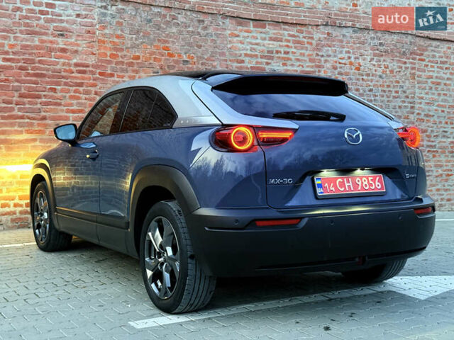 Синий Мазда MX-30, объемом двигателя 0 л и пробегом 55 тыс. км за 14750 $, фото 26 на Automoto.ua