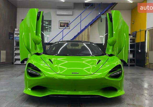 Зеленый МакЛарен 765, объемом двигателя 4 л и пробегом 1 тыс. км за 370000 $, фото 3 на Automoto.ua