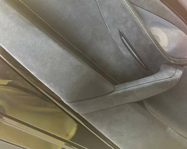 Оранжевый МакЛарен 765, объемом двигателя 3.99 л и пробегом 2 тыс. км за 484068 $, фото 11 на Automoto.ua