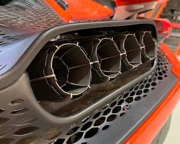 Оранжевый МакЛарен 765, объемом двигателя 3.99 л и пробегом 2 тыс. км за 484068 $, фото 3 на Automoto.ua