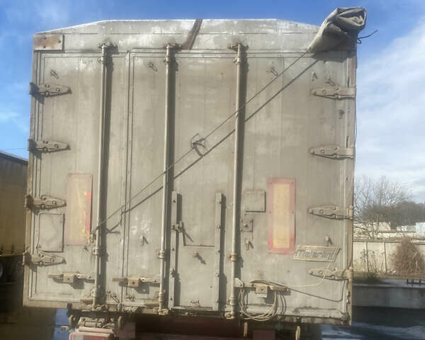 Красный Майрлинг МСК, объемом двигателя 0 л и пробегом 100 тыс. км за 12300 $, фото 3 на Automoto.ua