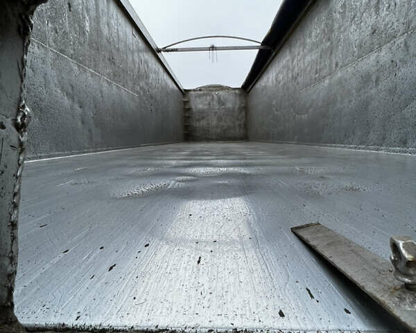 Красный Майрлинг МСК, объемом двигателя 0 л и пробегом 1 тыс. км за 20000 $, фото 23 на Automoto.ua