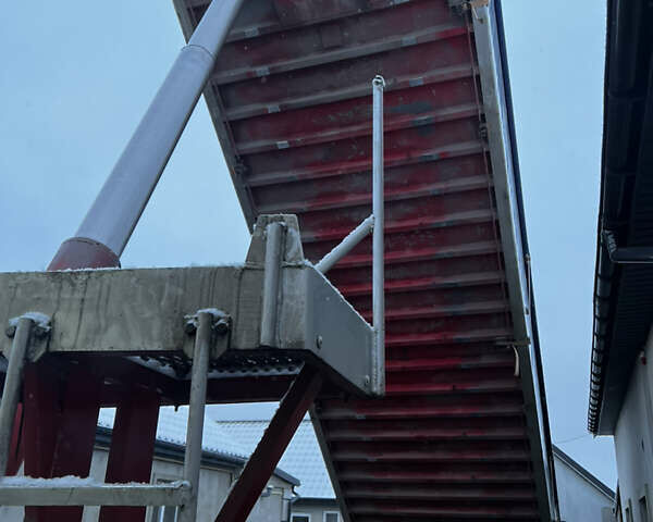 Красный Майрлинг МСК, объемом двигателя 0 л и пробегом 1 тыс. км за 20000 $, фото 7 на Automoto.ua