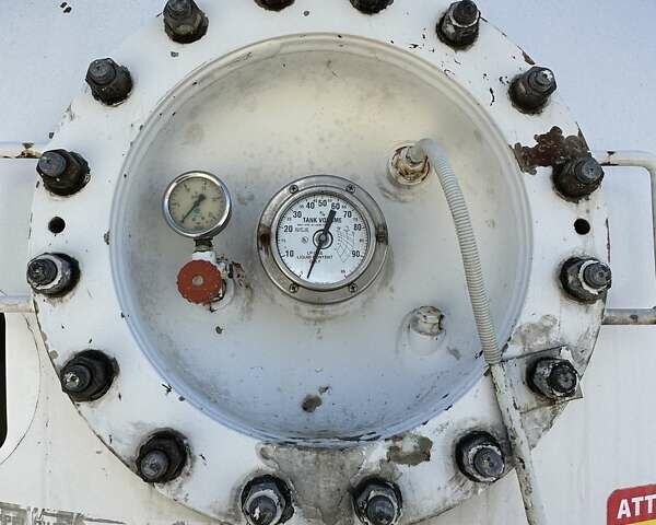 Білий Менчі СА, об'ємом двигуна 0 л та пробігом 500 тис. км за 23388 $, фото 8 на Automoto.ua