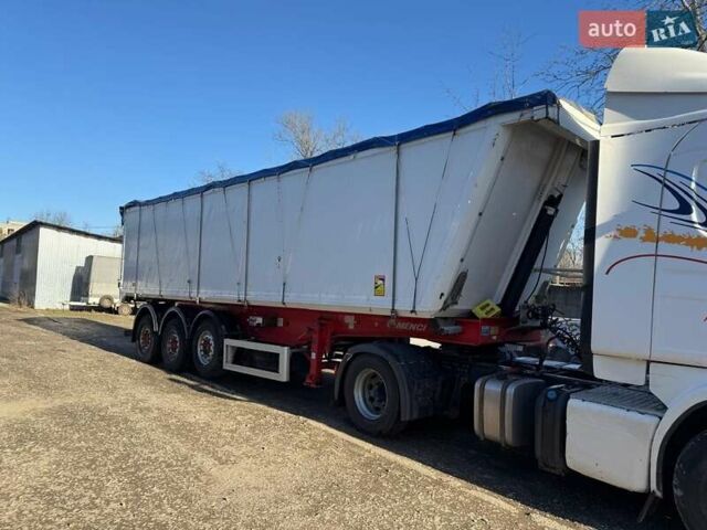 Менчи СЛ, объемом двигателя 0 л и пробегом 0 тыс. км за 18000 $, фото 3 на Automoto.ua