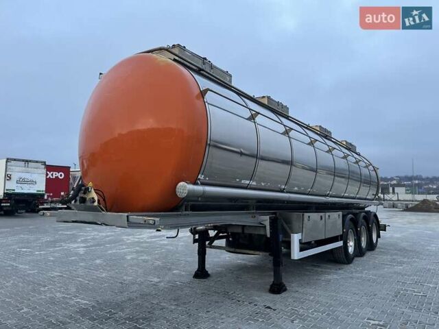 Серый Менчи СЛ, объемом двигателя 0 л и пробегом 0 тыс. км за 27008 $, фото 1 на Automoto.ua