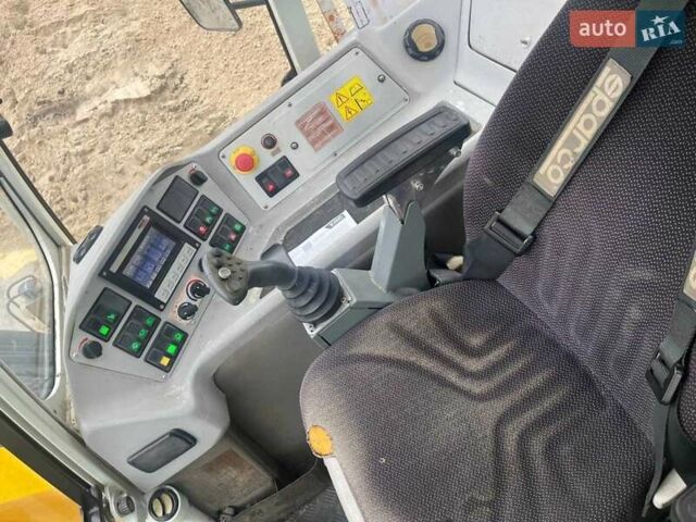 Мензи Мак A91, объемом двигателя 4.7 л и пробегом 0 тыс. км за 120000 $, фото 5 на Automoto.ua