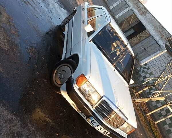 Білий Мерседес 190, об'ємом двигуна 2 л та пробігом 200 тис. км за 2200 $, фото 7 на Automoto.ua