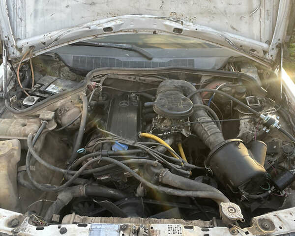 Білий Мерседес 190, об'ємом двигуна 2 л та пробігом 170 тис. км за 1499 $, фото 6 на Automoto.ua