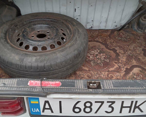 Білий Мерседес 190, об'ємом двигуна 2 л та пробігом 350 тис. км за 1900 $, фото 8 на Automoto.ua