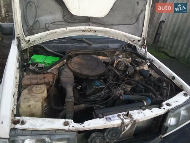 Білий Мерседес 190, об'ємом двигуна 2 л та пробігом 549 тис. км за 1183 $, фото 8 на Automoto.ua