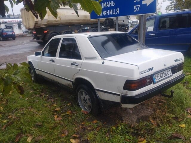 Белый Мерседес 190, объемом двигателя 2 л и пробегом 500 тыс. км за 1300 $, фото 1 на Automoto.ua