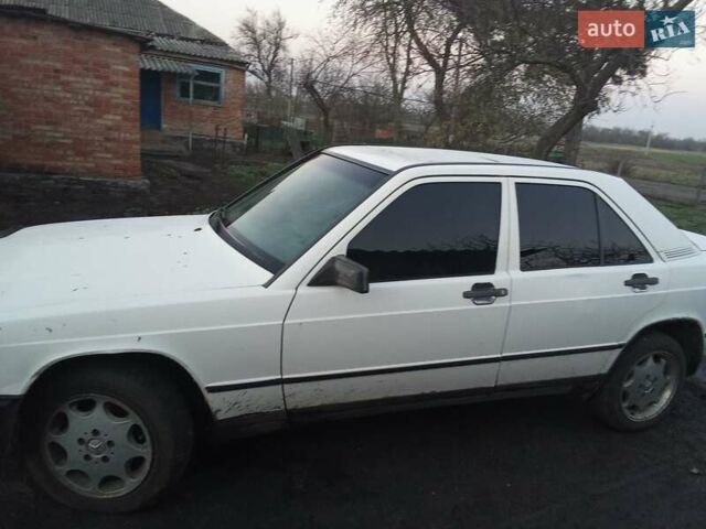 Білий Мерседес 190, об'ємом двигуна 2 л та пробігом 549 тис. км за 1183 $, фото 5 на Automoto.ua