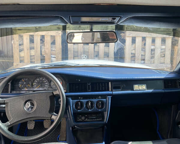 Білий Мерседес 190, об'ємом двигуна 2 л та пробігом 150 тис. км за 2800 $, фото 14 на Automoto.ua