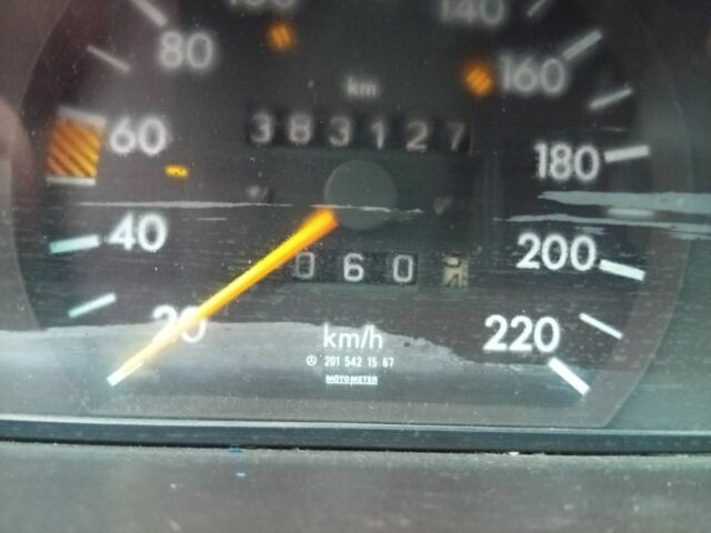 Белый Мерседес 190, объемом двигателя 0 л и пробегом 386 тыс. км за 1525 $, фото 3 на Automoto.ua